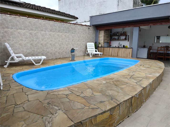 Foto REO1077563