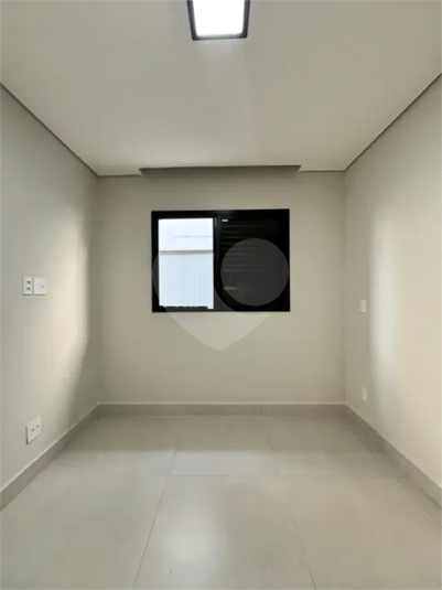 Foto REO1077600