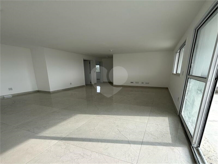 Foto REO1077769