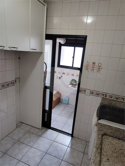 COZINHA COM MÓVEIS PLANEJADOS