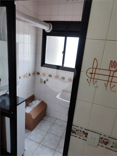 LAVANDERIA COM SAÍDA DE GÁS ENCANADO INSTALADO