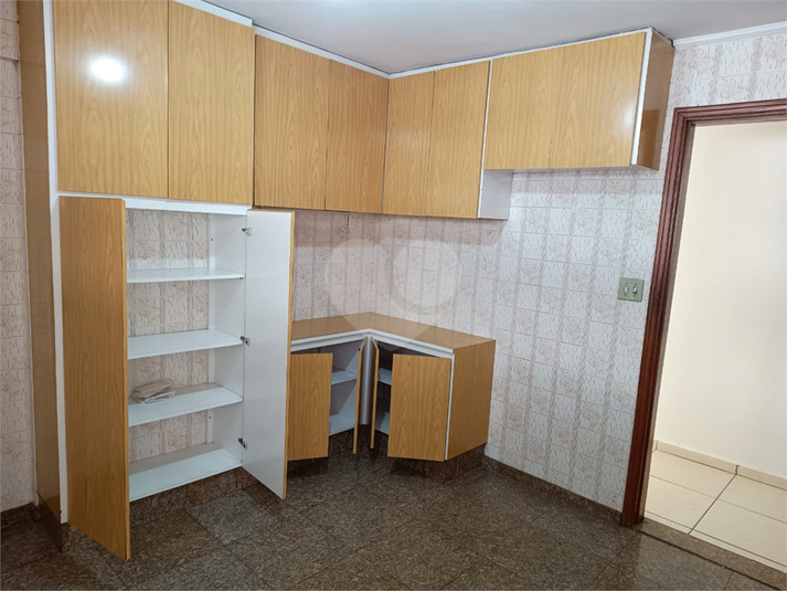 Foto REO1078080