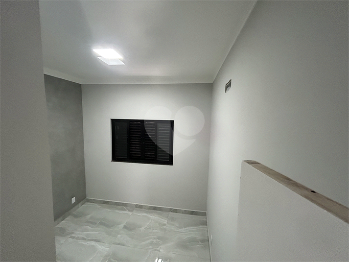 Foto REO1078100