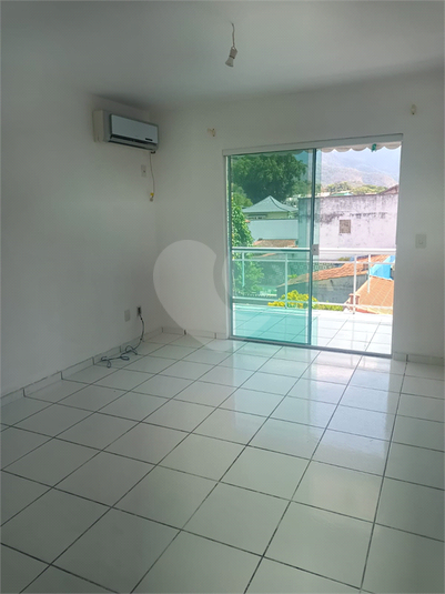 Foto REO1078166