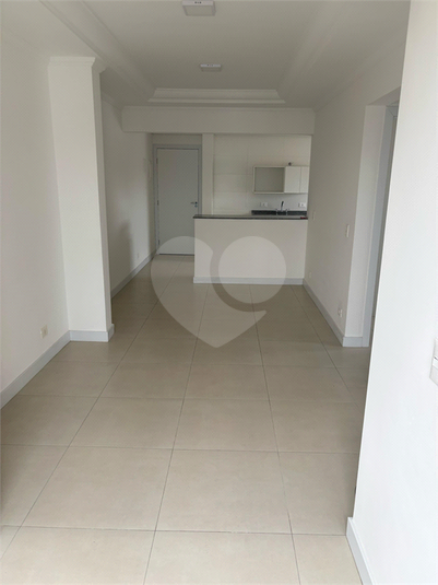 sala com cozinha americana