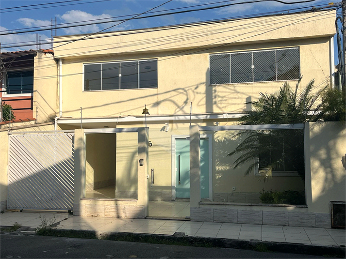 Foto REO1078219