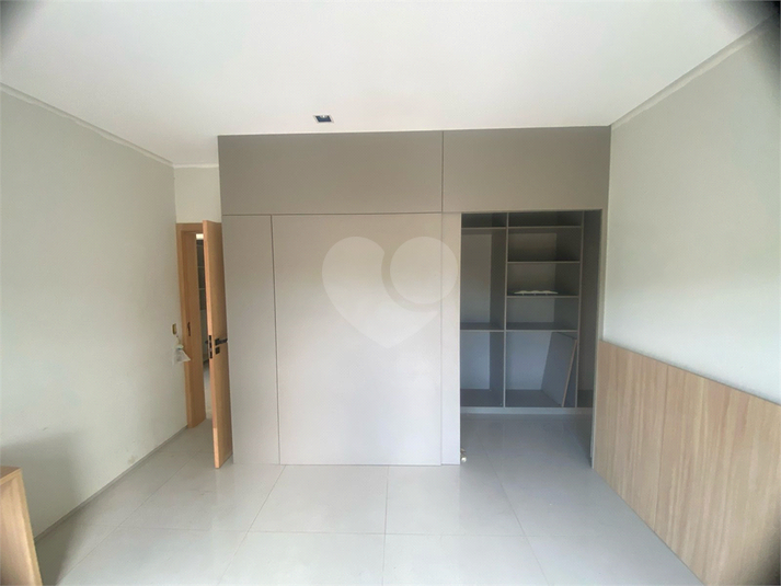 Foto REO1078701