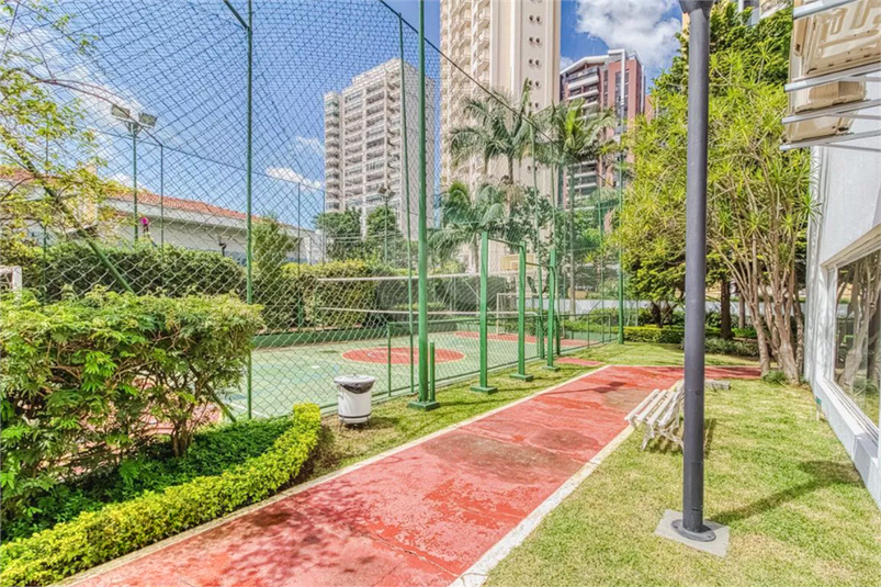 Foto REO1079076