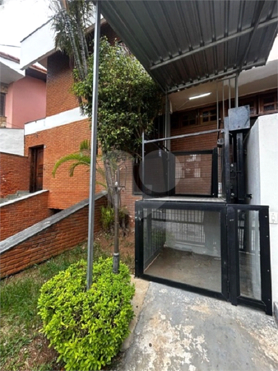 Foto REO1079217