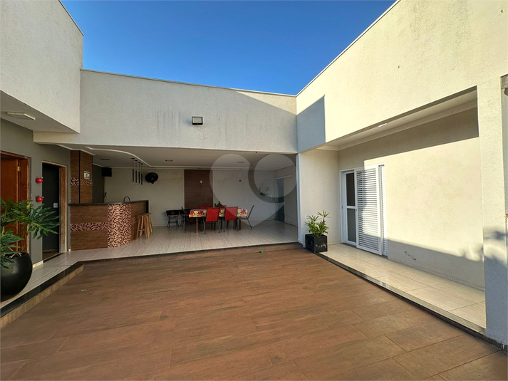 Foto REO1079286