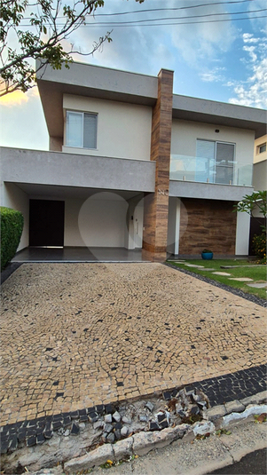 Foto REO1079300