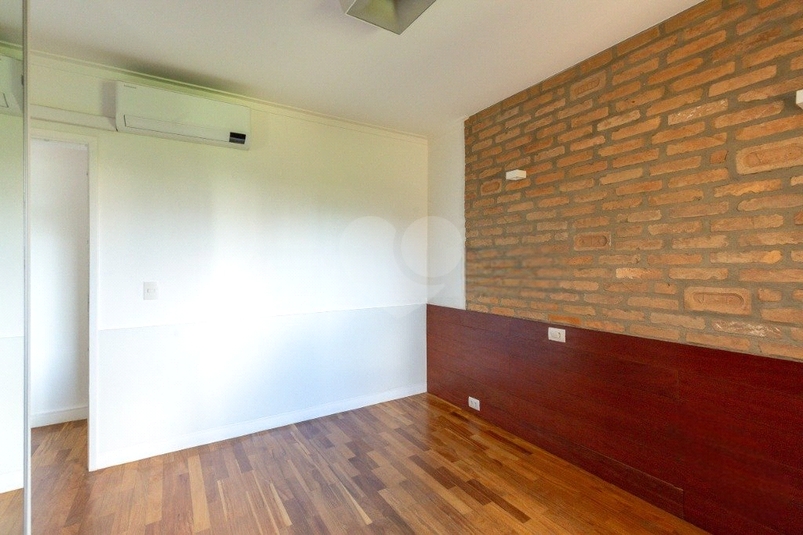 Foto REO1079335