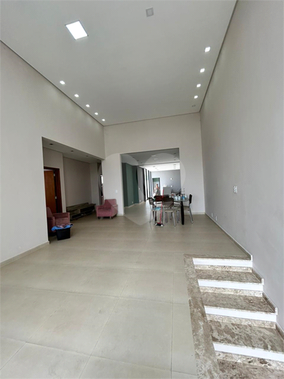 Foto REO1079391
