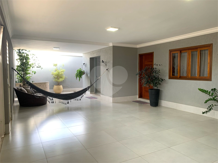 Foto REO1079774