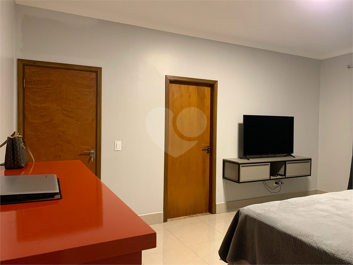 Foto REO1079774