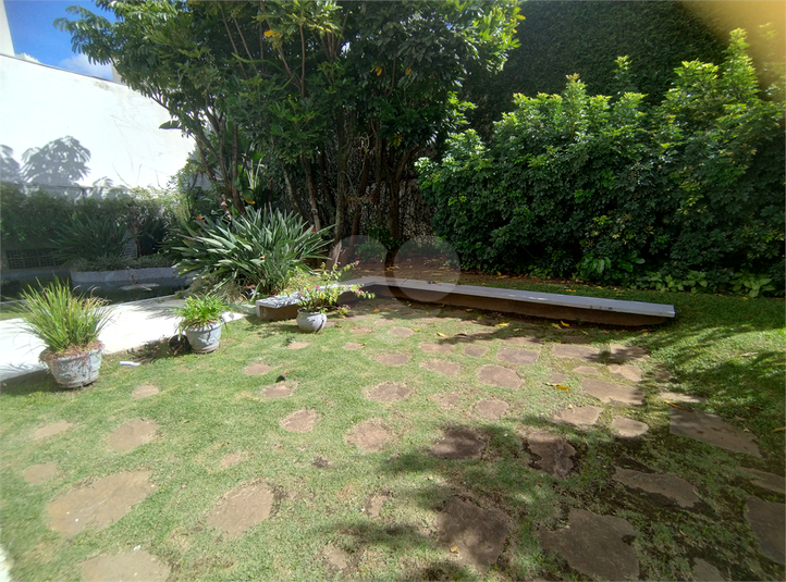 Foto REO1080001
