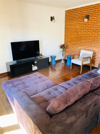 Foto REO1080004