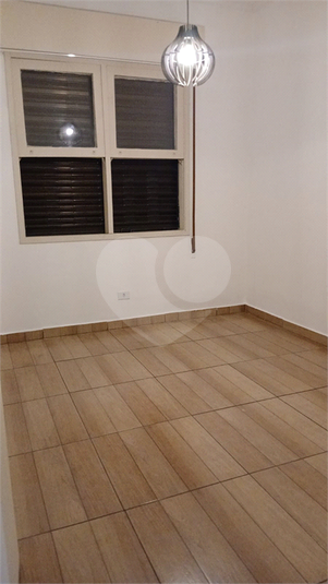 Foto REO1080018