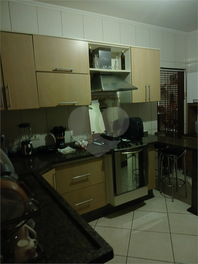 Foto REO1080030