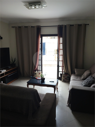 Foto REO1080030