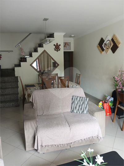 Foto REO1080030