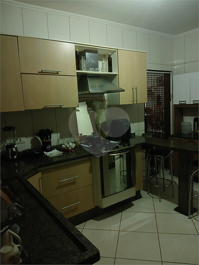 Foto REO1080030