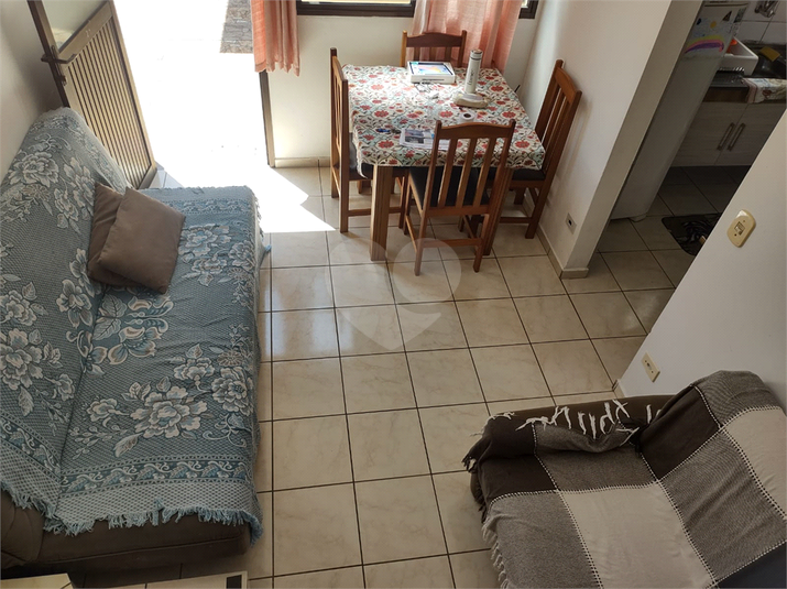 Foto REO1080048