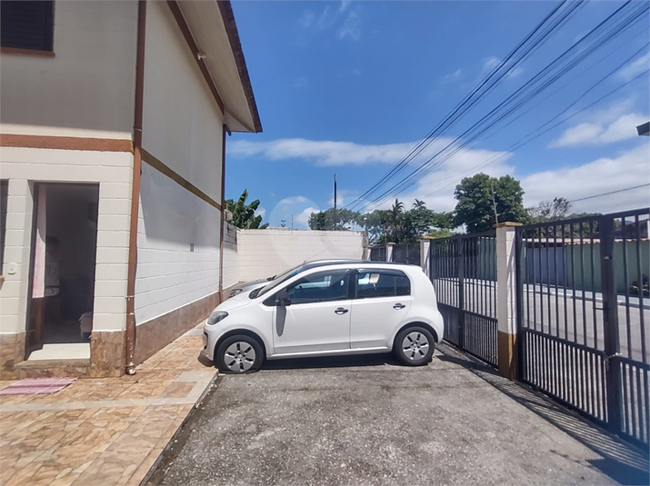 Foto REO1080048