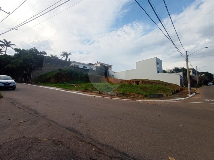 Foto REO1080050