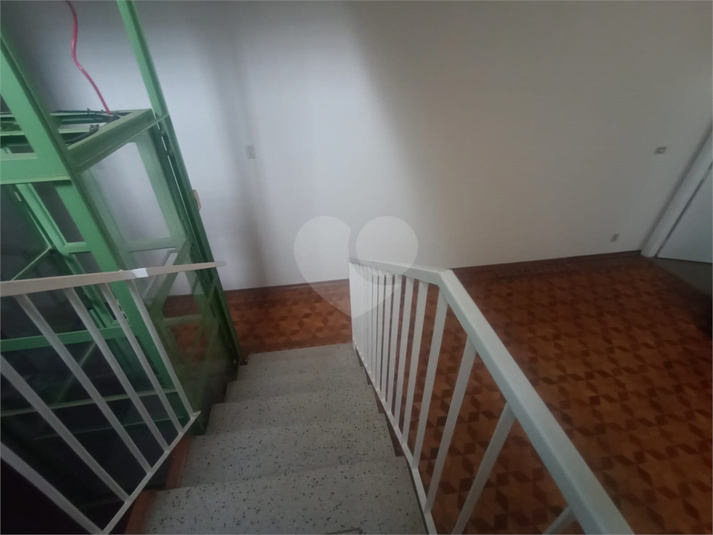 Foto REO1080051