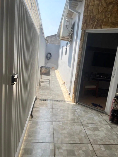 Foto REO1080052