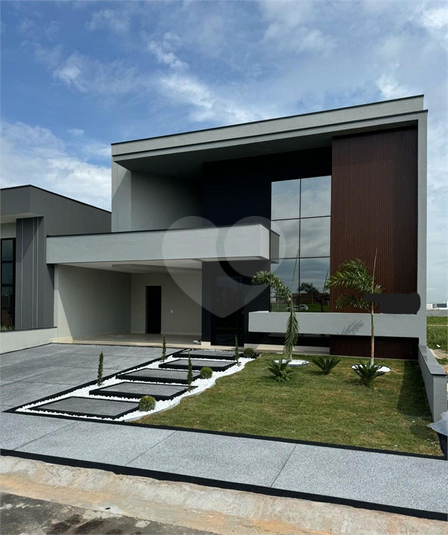 Foto REO1080064