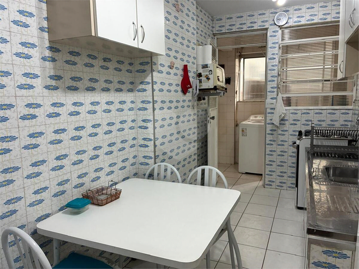 Foto REO1080075