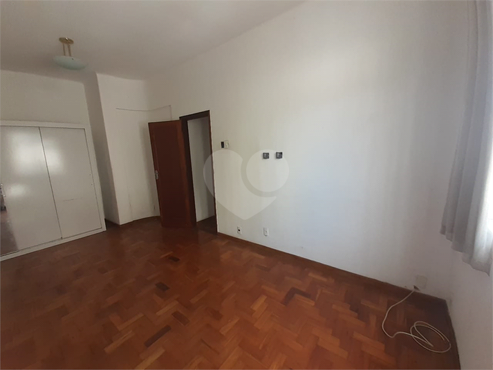 Foto REO1080082