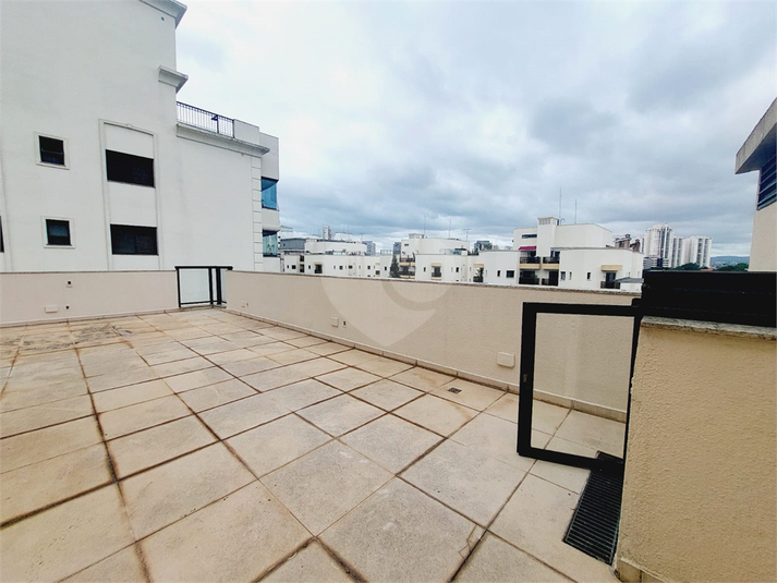 Foto REO1080113