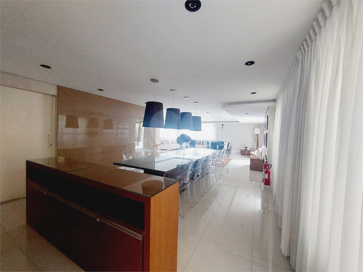 Foto REO1080113