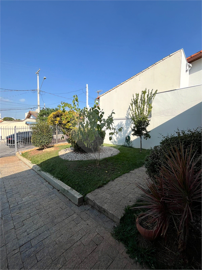 Foto REO1080157