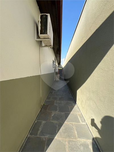 Foto REO1080157