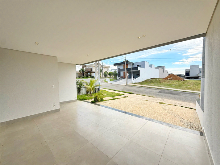 Foto REO1080169