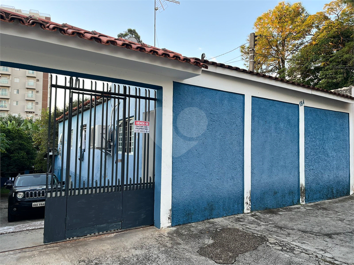 Foto REO1080173