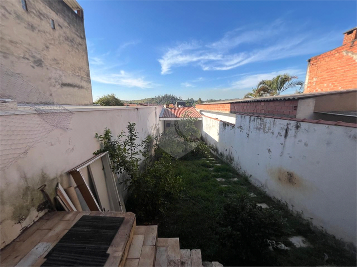 Foto REO1080175