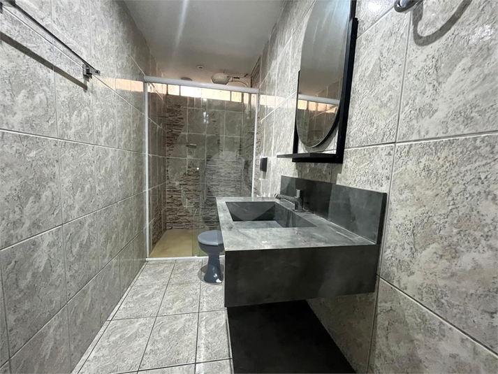 Foto REO1080175