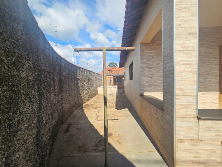 Foto REO1080183