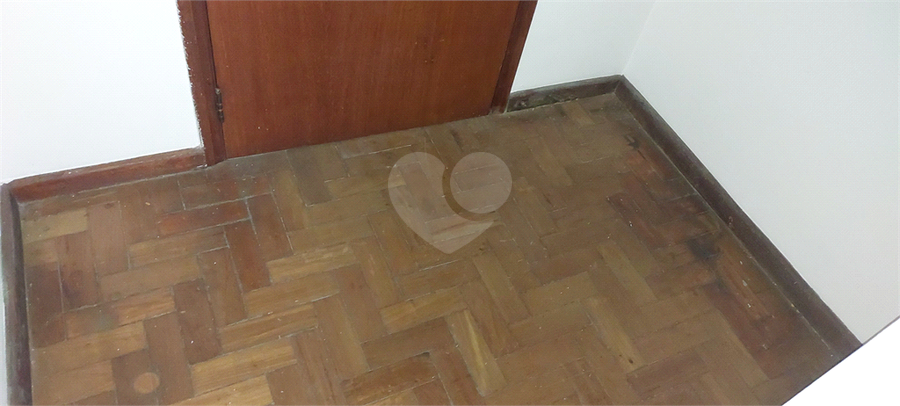 Foto REO1080186
