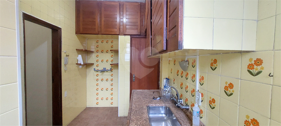Foto REO1080186