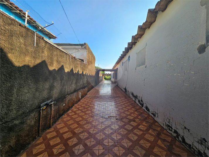 Foto REO1080195