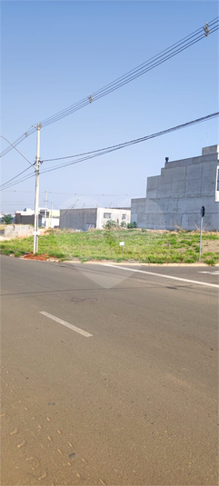 Foto REO1080208
