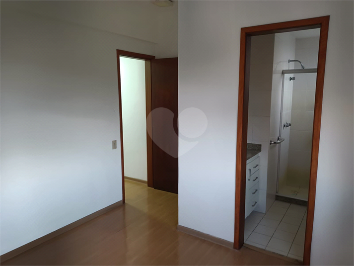 Foto REO1080246