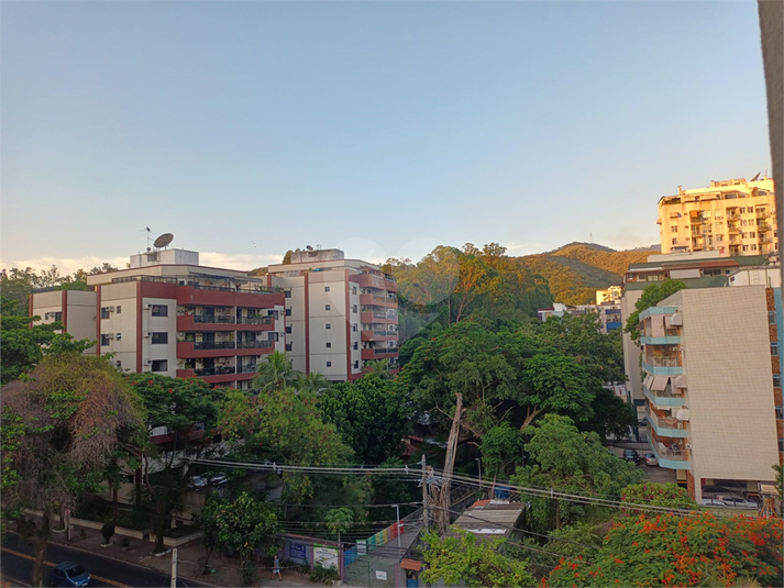 Foto REO1080246