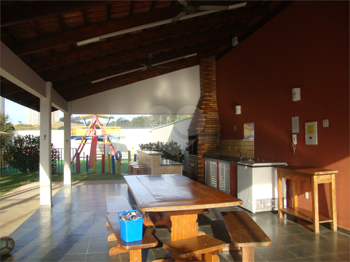 Foto REO1080272